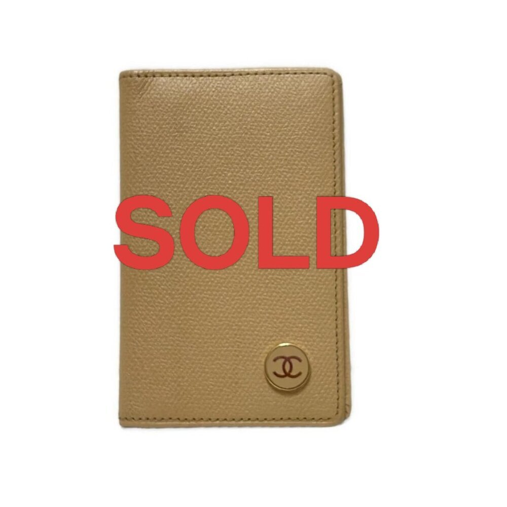 CHANEL CC Button - Beige Leather Card Case 163-061625